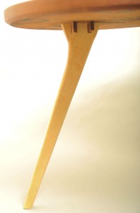tableleg3_600